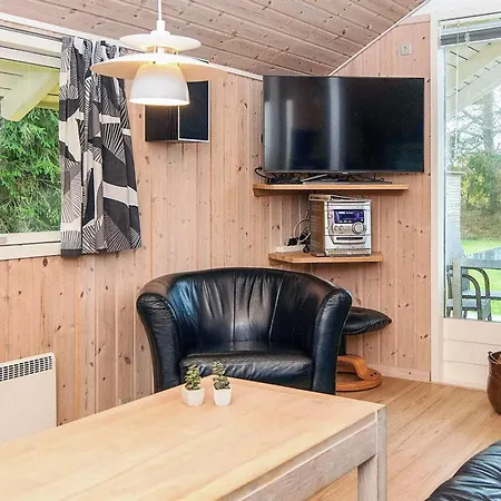 6 Person In Tatil Evi Fårvang
